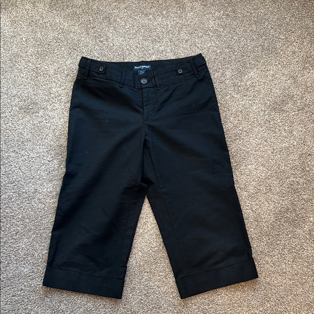 Banana Republic Black Capri Pants